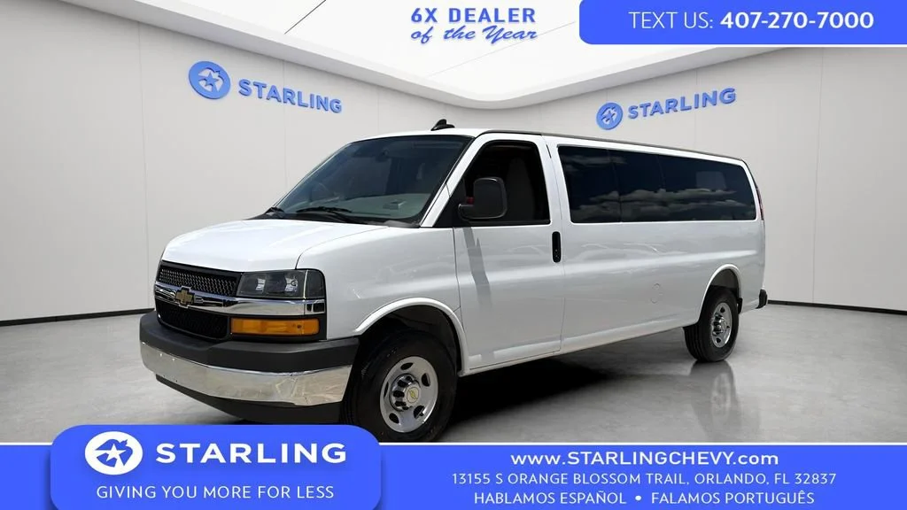 2025 Chevrolet Express 3500 LT Extended's photo