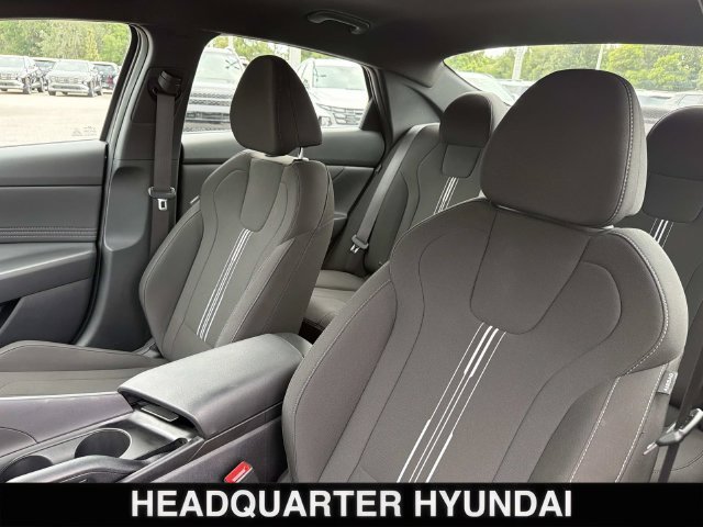 Used 2026 Gray Hyundai SEL Sport image 10