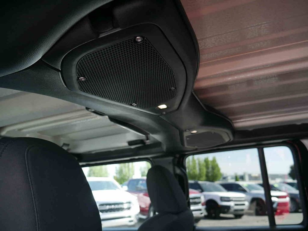 Used 2026 Black Jeep Mojave image 17
