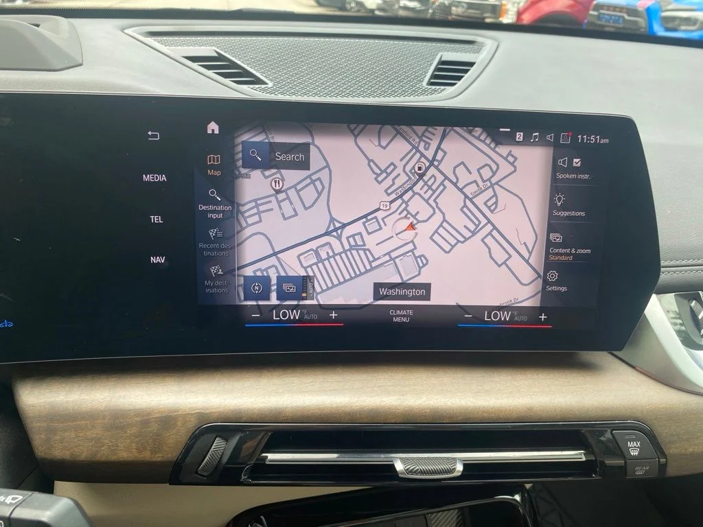 Used 2023 Blue BMW xDrive28i image 19
