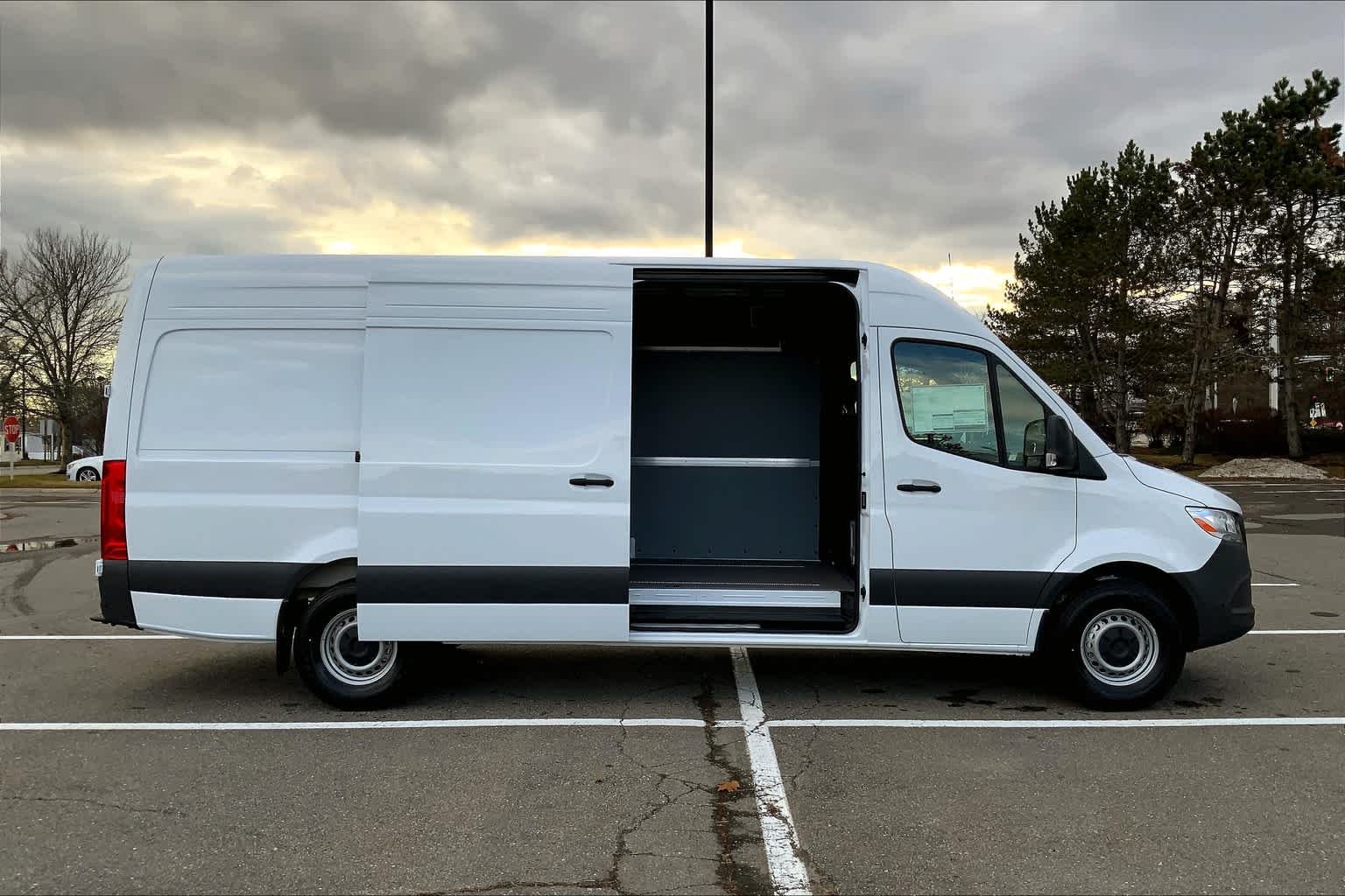 2025 Mercedes-Benz Sprinter Cargo Van Base - Photo 25