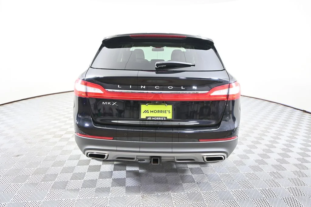 Used 2016 Black Lincoln Reserve image 5