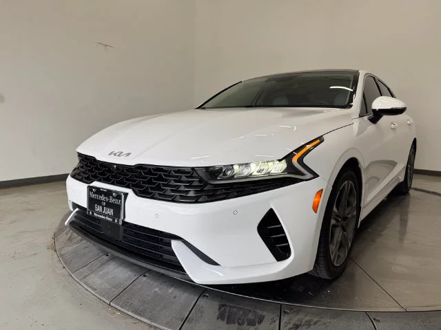 Used 2024 Glacial White Pearl Kia EX image 32
