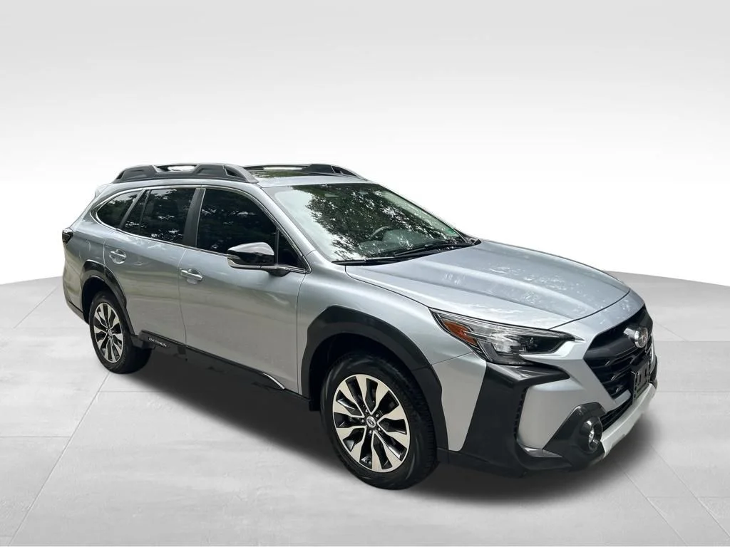 Used 2023 Silver Subaru Limited image 8