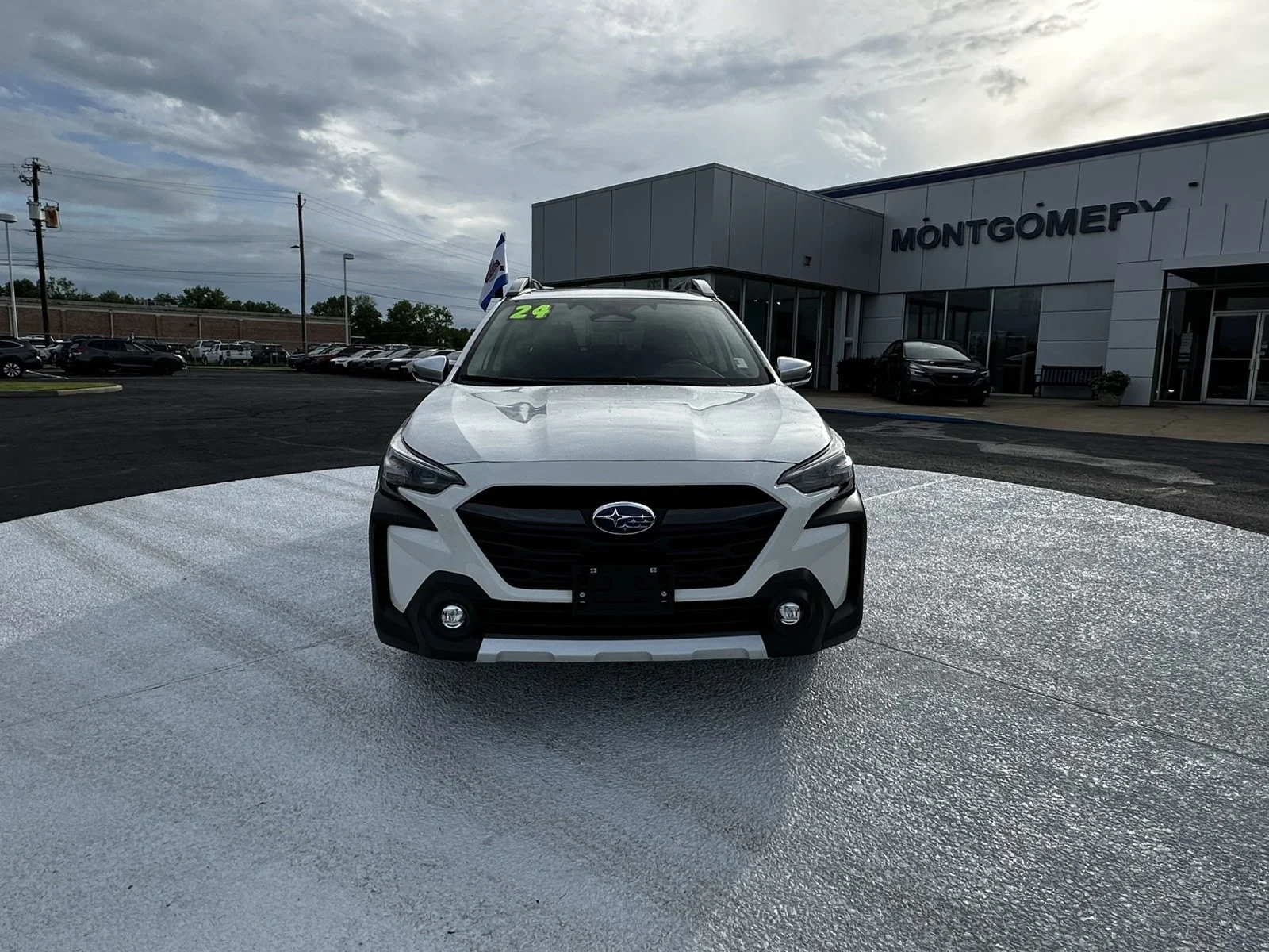 Certified Used 2024 WHITE Subaru Touring XT AWD image 2