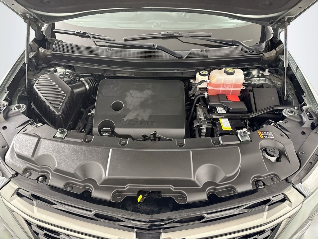 Used 2022 Green Chevrolet LT image 29