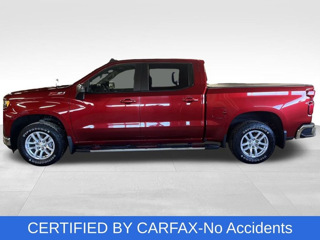 Used 2021 Chevrolet Silverado 1500 LT with VIN 3GCUYDED2MG218794 for sale in Northfield, Minnesota