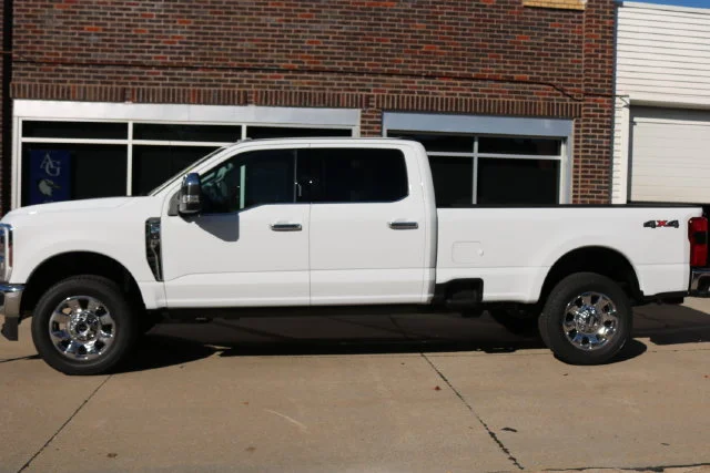 2027 Ford Super Duty F-250® Lariat®