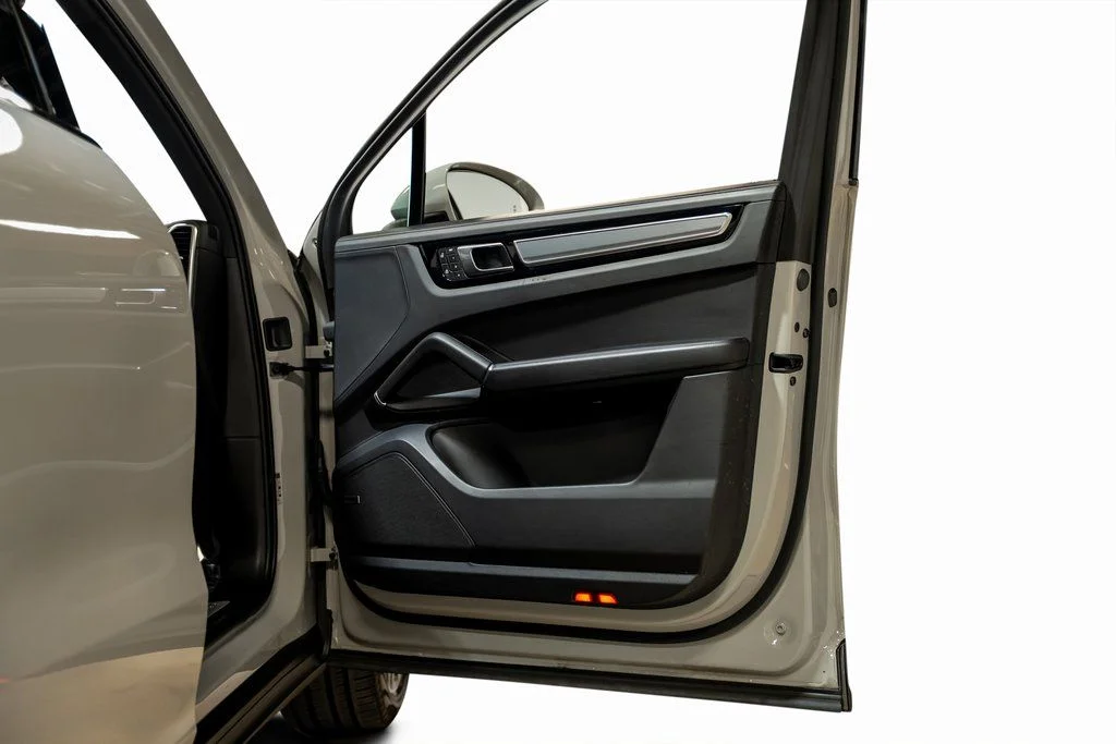 Used 2022  Porsche S Platinum Edition image 55