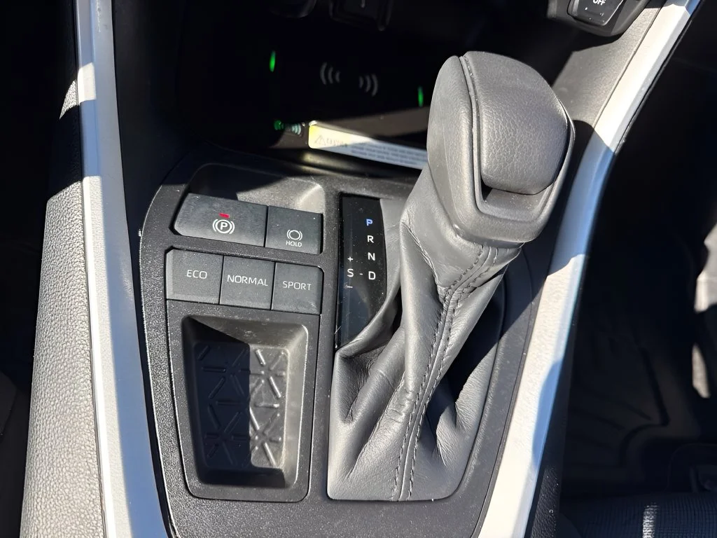 Used 2022 Black Toyota XLE image 13