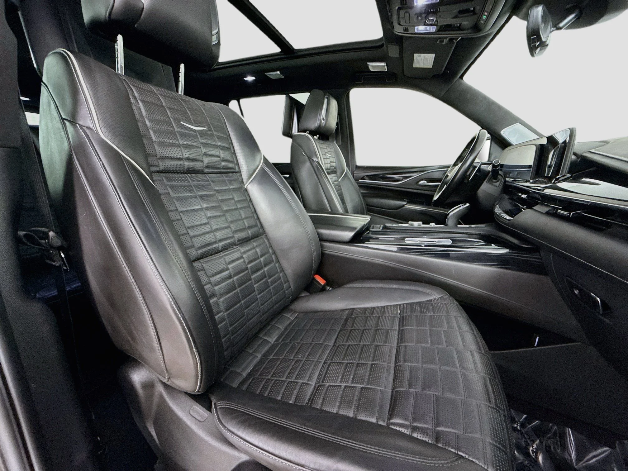 Used 2024 Black Raven Cadillac V-Series image 32