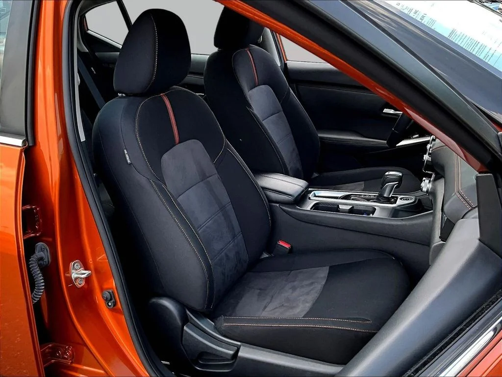 Used 2023 Orange Metallic Nissan SR image 30
