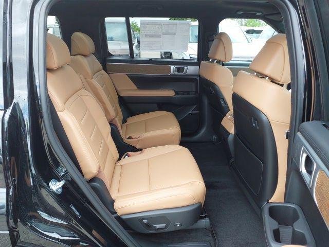 New 2026 Phantom Black Hyundai Calligraphy image 13
