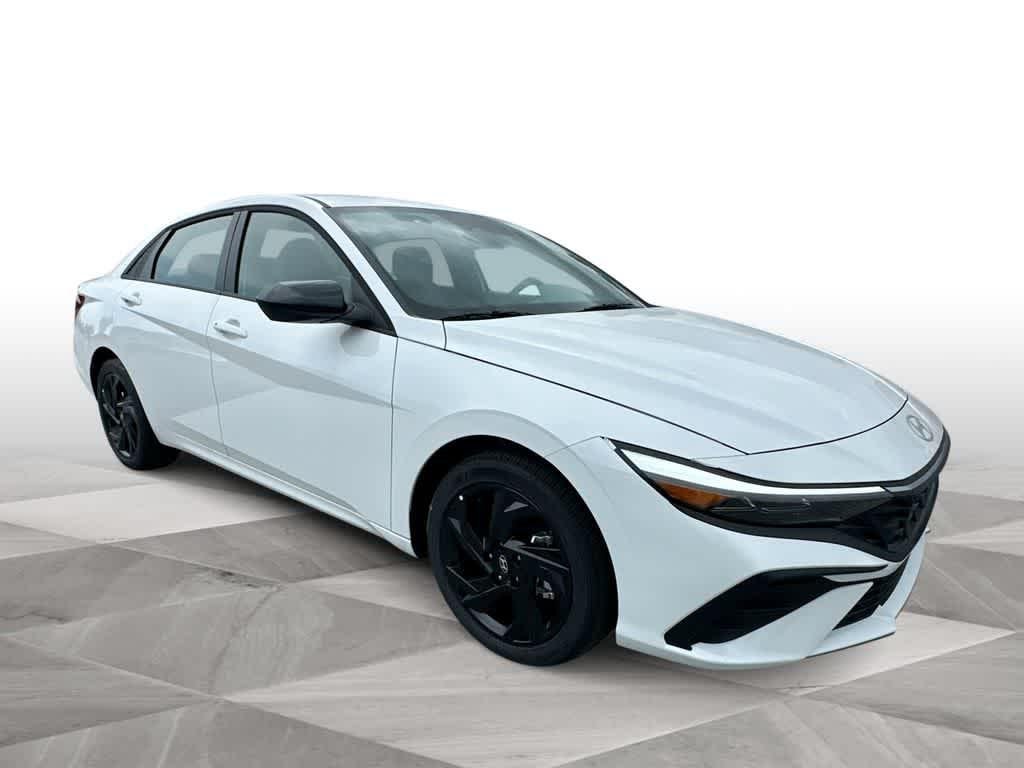 New 2026 Serenity White Hyundai SEL Sport image 2