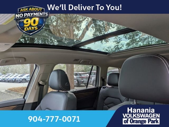 New 2026 Silver Volkswagen 2.0T SE w/Technology image 22