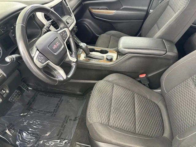 Used 2019 White GMC SLE-2 image 20