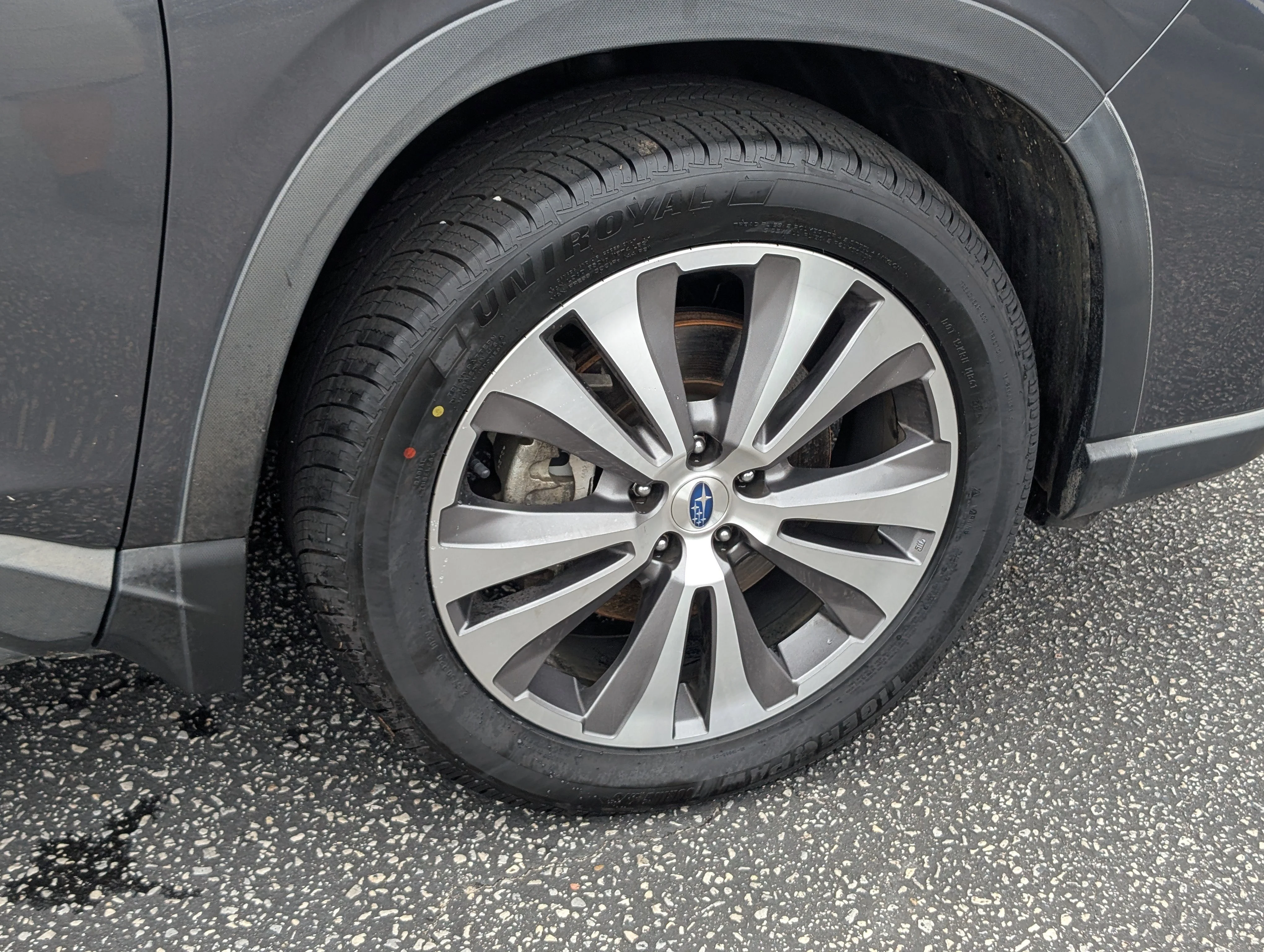 Used 2020 Magnetite Gray Metallic Subaru Touring image 7