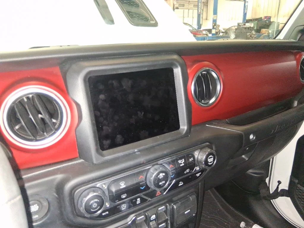 Used 2023 White Jeep Rubicon image 11