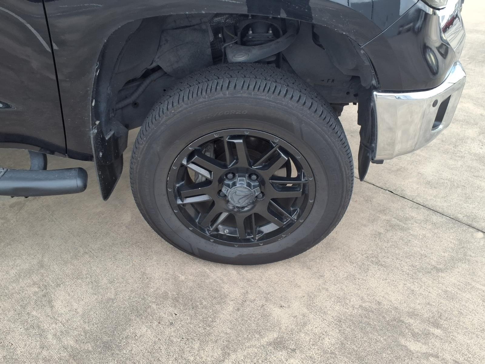 2021 Toyota Tundra 4WD photo 7 of 26
