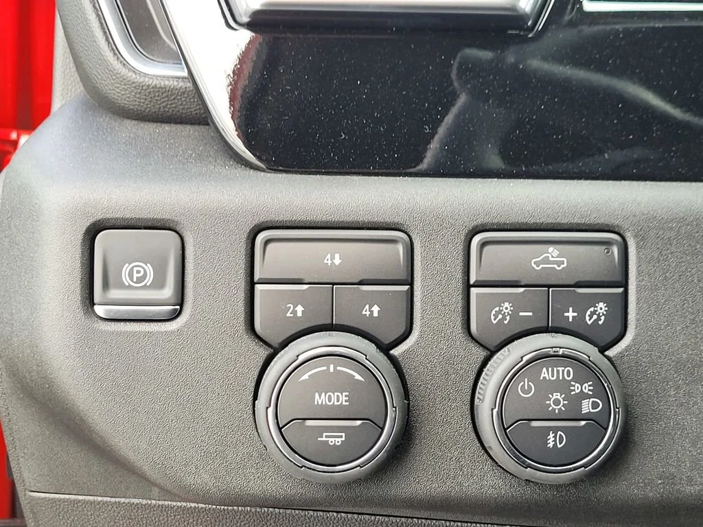 2025 Chevrolet Silverado 3500HD LT - Photo 26