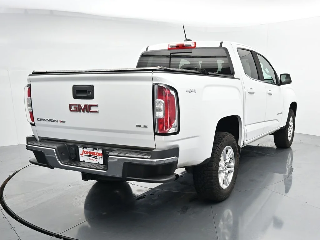 Used 2020 White GMC SLE1 image 6