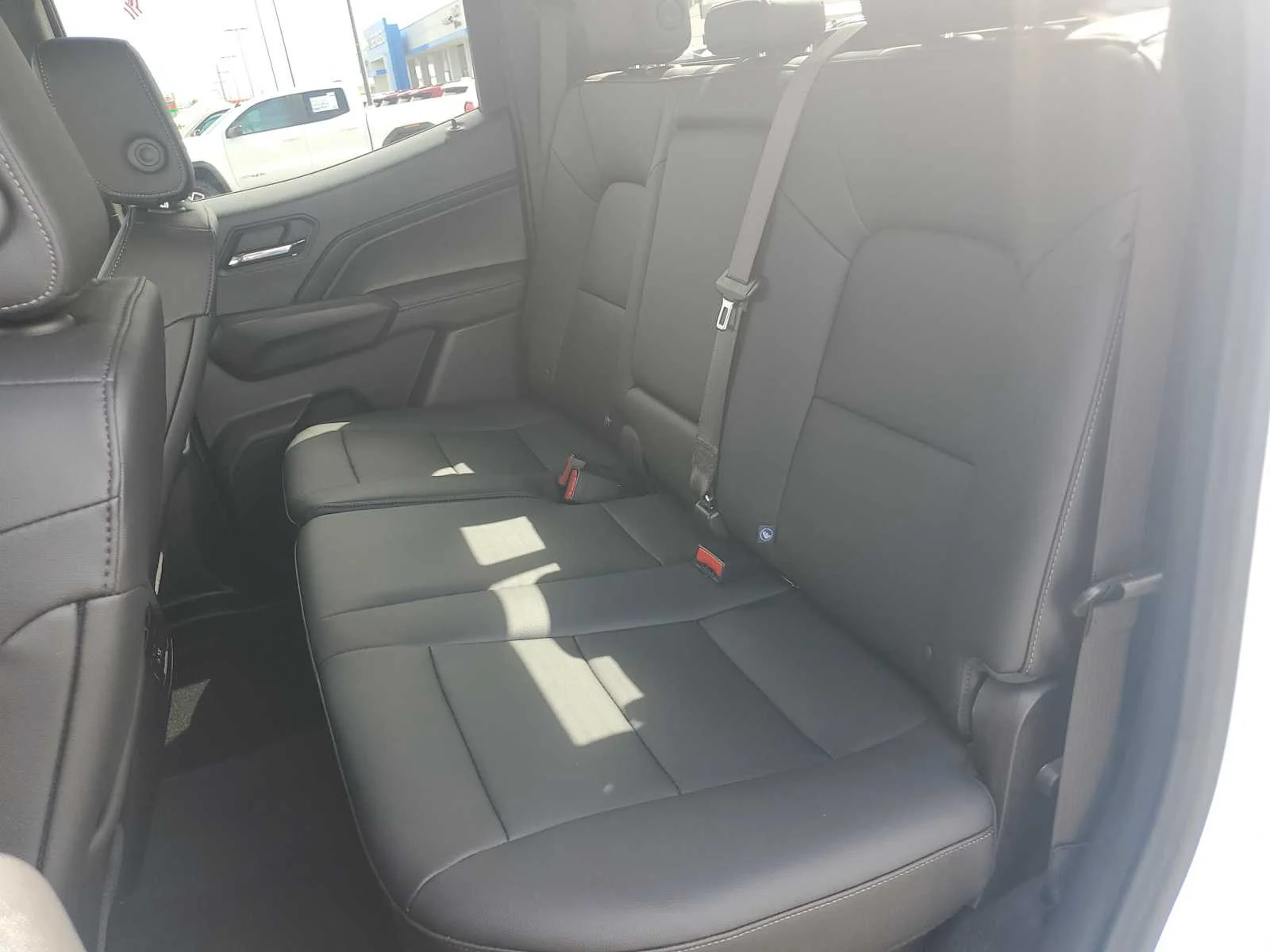 Used 2024 Summit White Chevrolet LT image 23