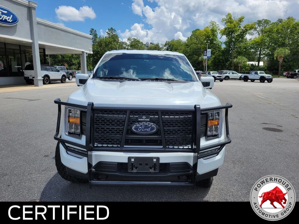 Used 2022 White Ford Lariat image 9