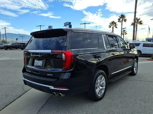 Used 2025 Onyx Black GMC Denali image 4