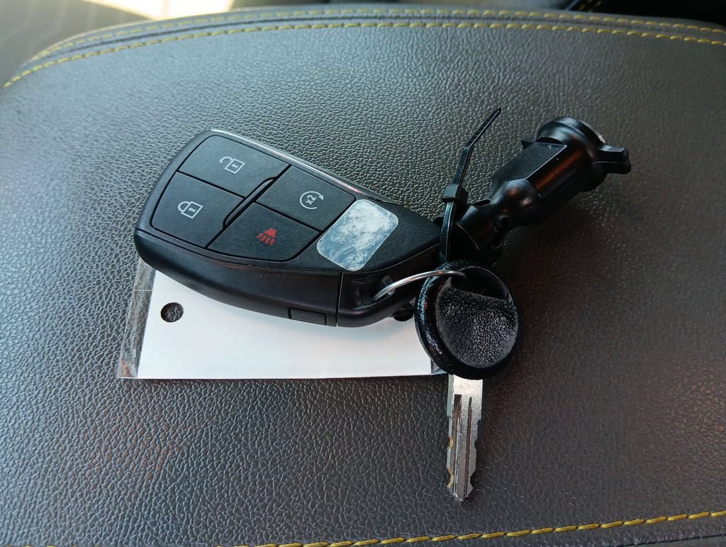 Used 2023 Black Chevrolet ZR2 image 29