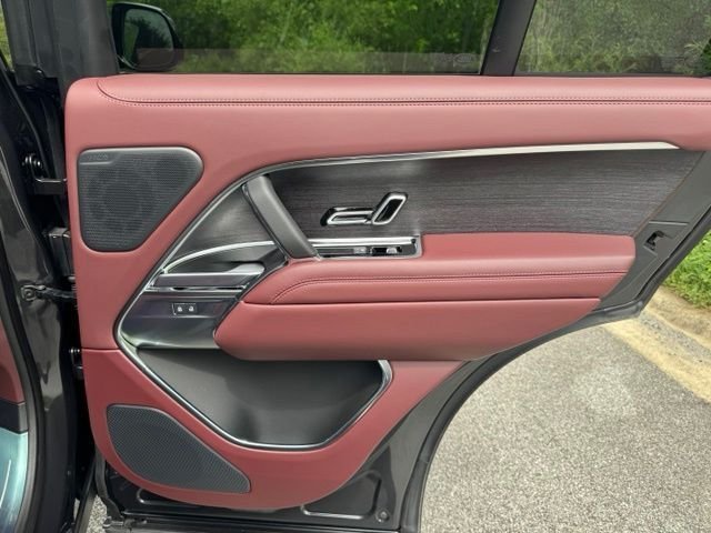 New 2026 Carpathian Grey LAND ROVER SE image 15