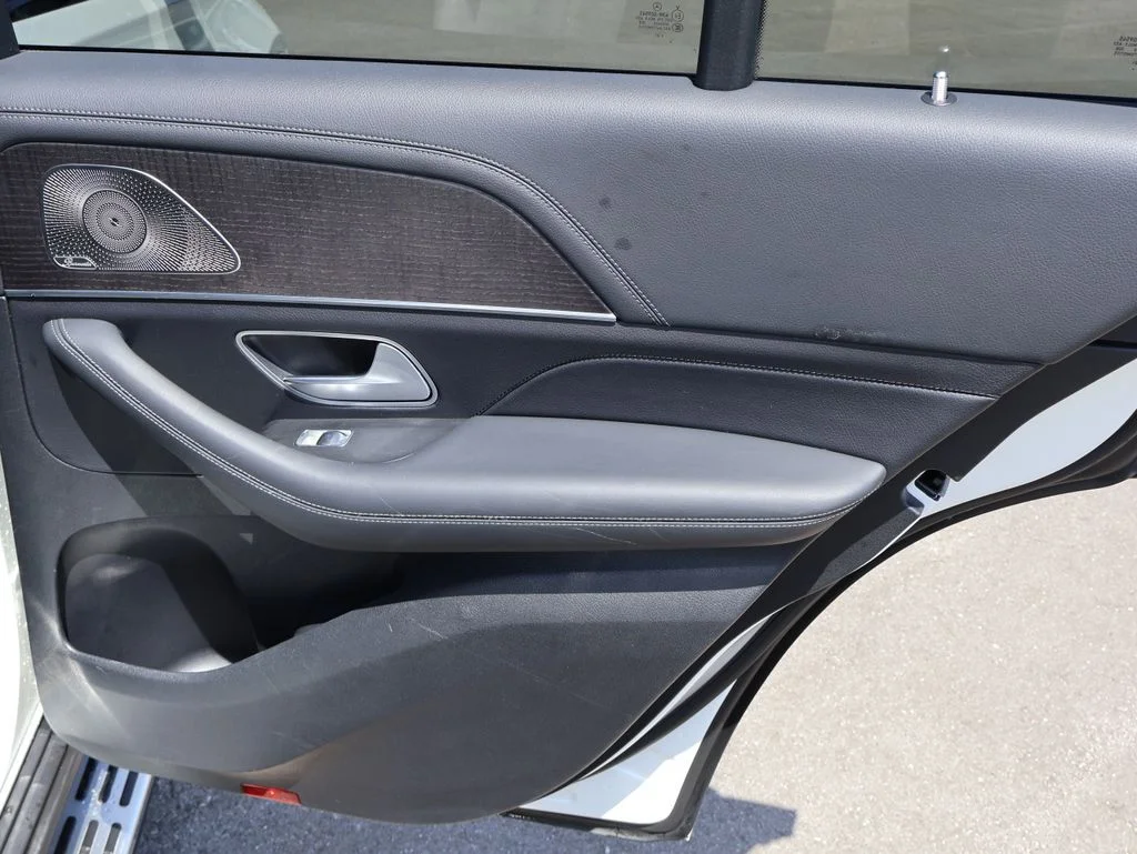 Used 2021 designo Diamond White Metallic Mercedes-Benz GLE 53 AMG® image 17