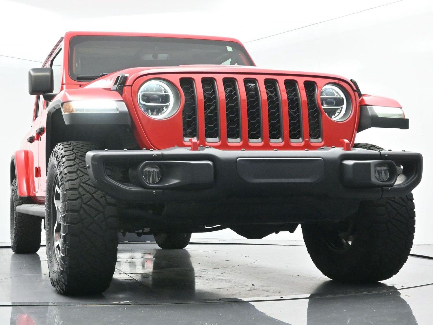 Used 2021 Firecracker Red Clearcoat Jeep Rubicon image 43
