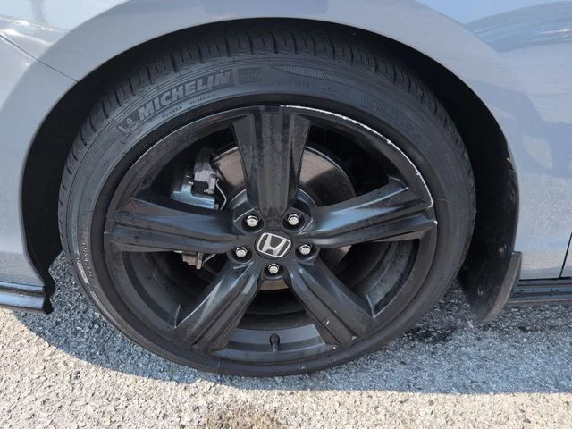 Used 2024 Gray Honda Sport-L image 10