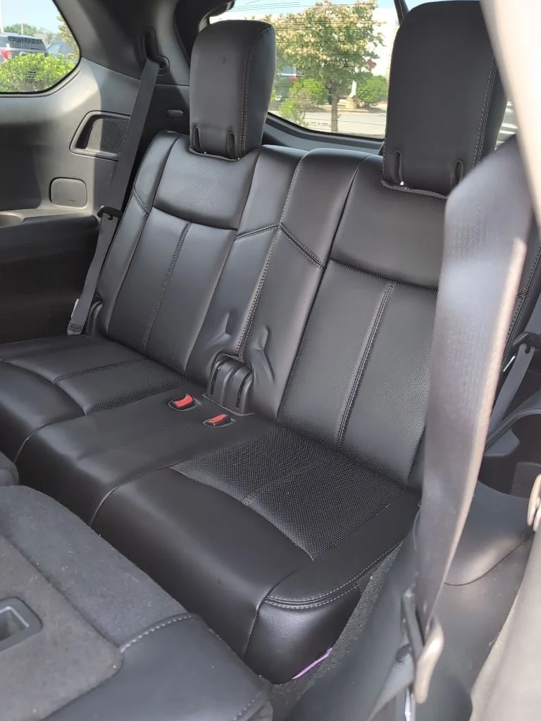 Certified Used 2020 White Nissan Platinum image 9
