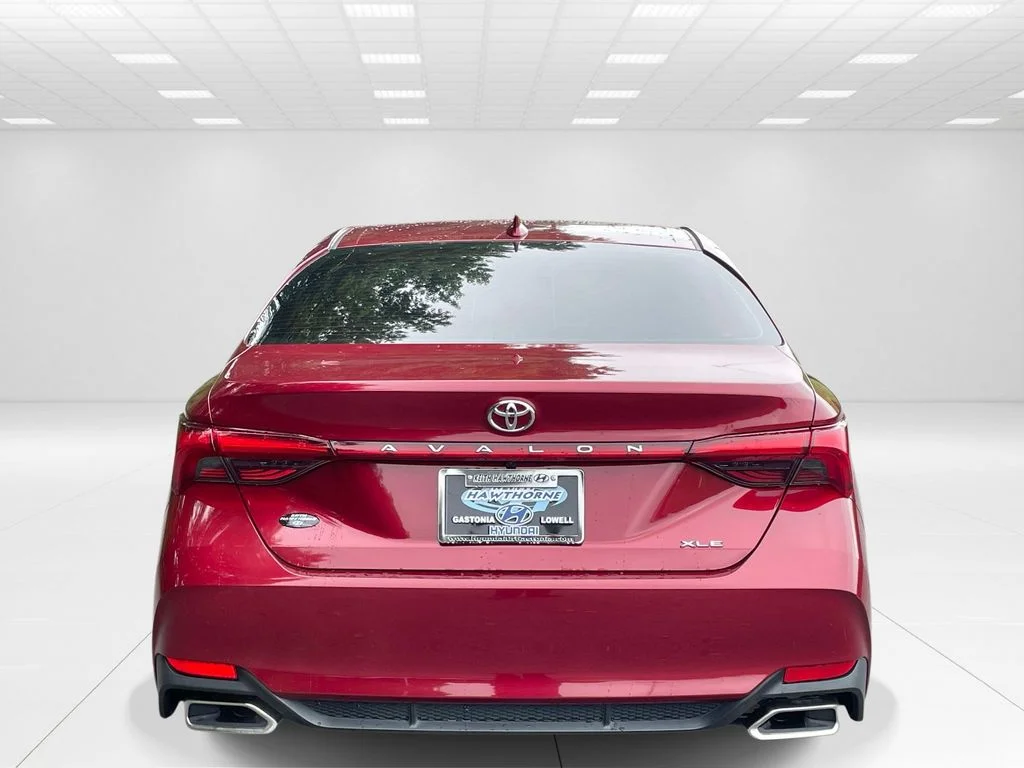 Used 2022 Red Toyota XLE image 5