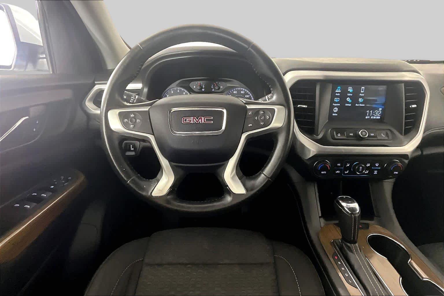 Used 2019 Summit White GMC SLE image 6