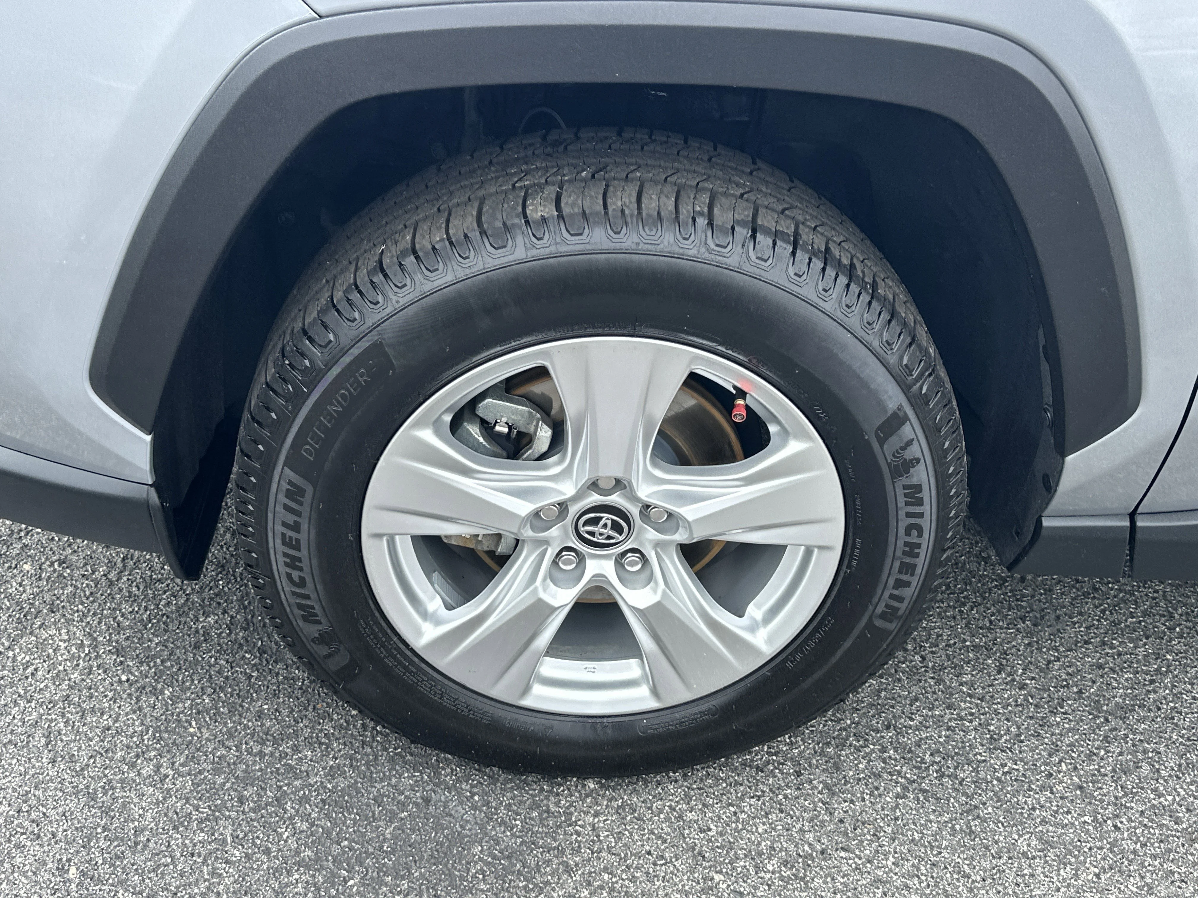 Used 2020 Silver Sky Metallic Toyota XLE image 11