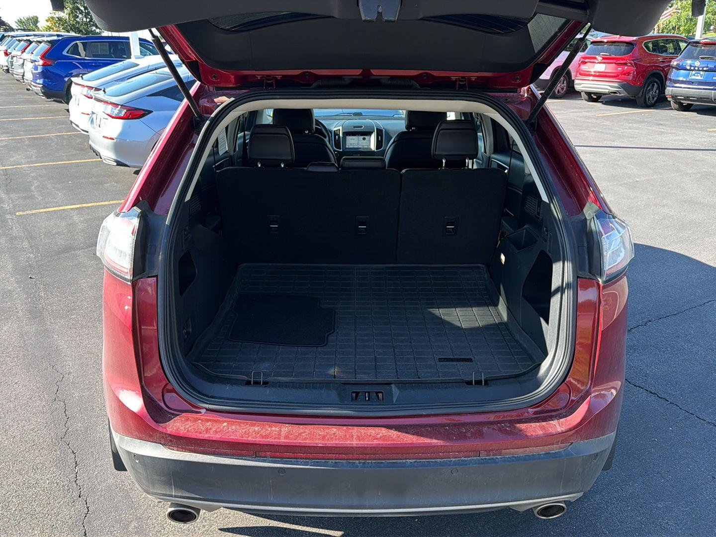 Used 2018 Ruby Red Metallic Tinted Clearcoat Ford SEL image 20