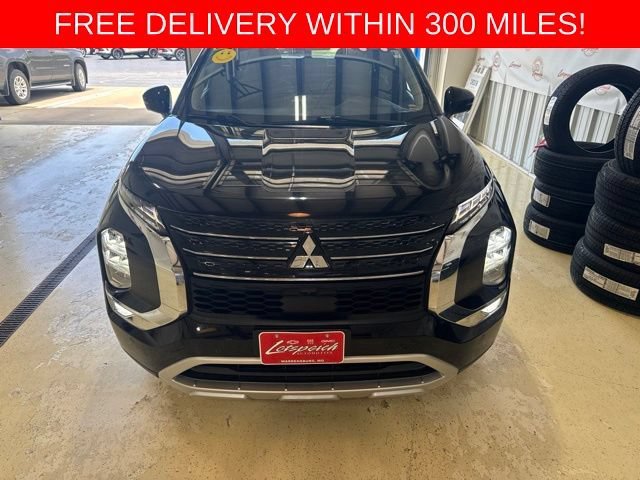 Used 2024 White Mitsubishi SE 2.5 2WD image 23