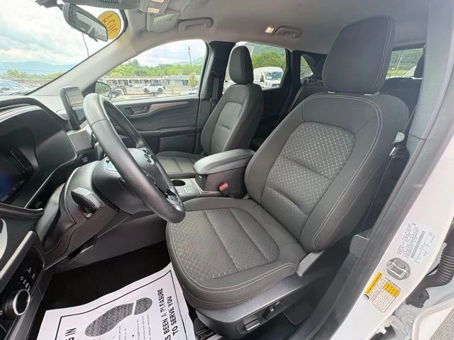 Used 2024 White Ford Active image 25