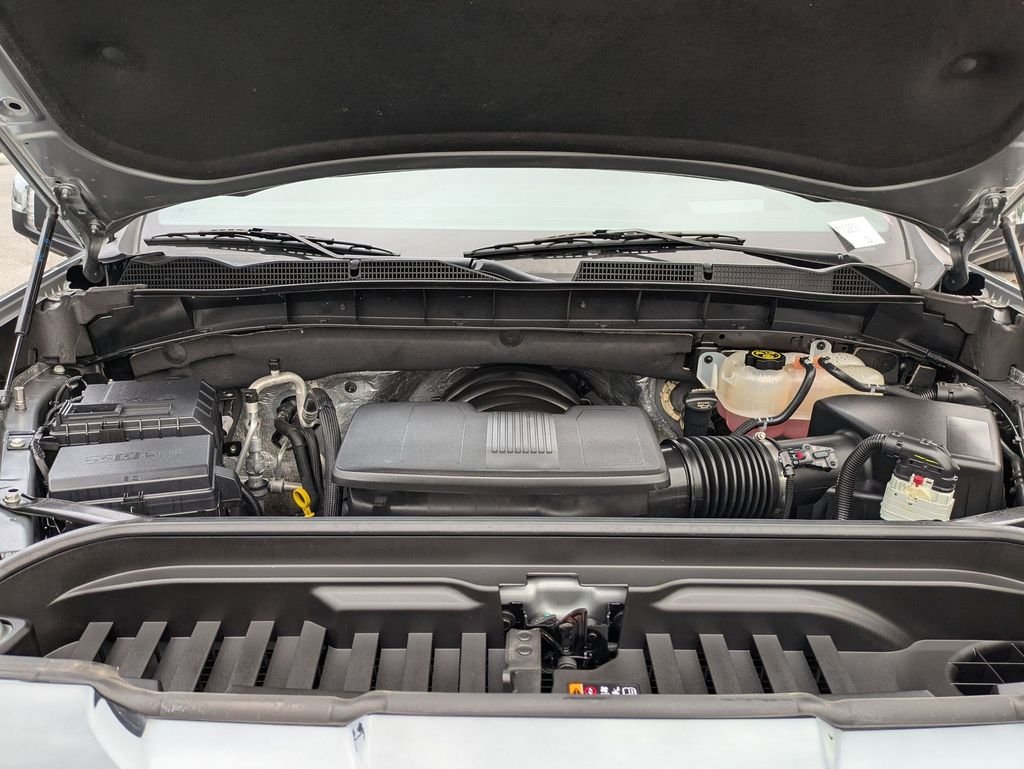 Used 2024 Silver GMC Denali Ultimate image 10