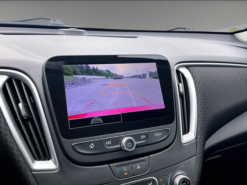 Used 2024 Red Chevrolet LT image 19