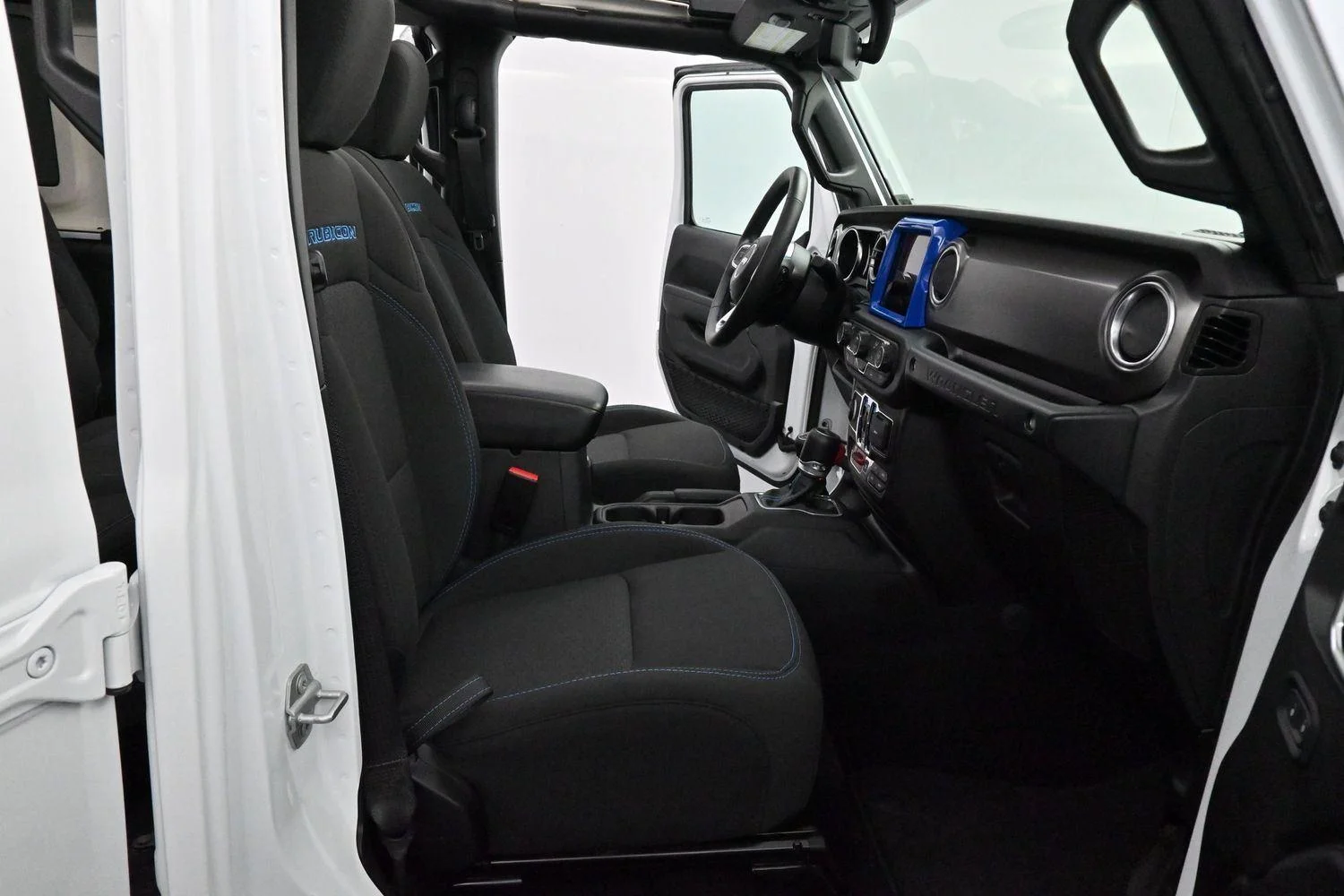 Used 2023 Bright White Clearcoat Jeep Rubicon image 32