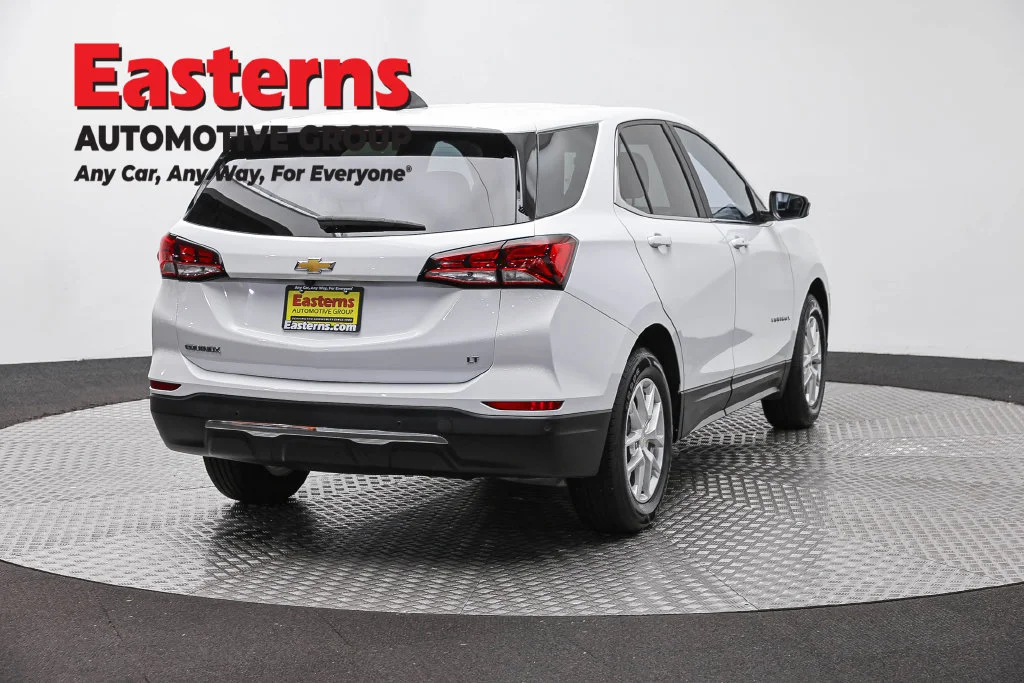 Used 2024 White Chevrolet LT image 5