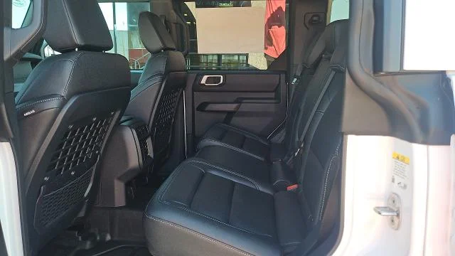 New 2026 Oxford White Ford Badlands 4WD image 33