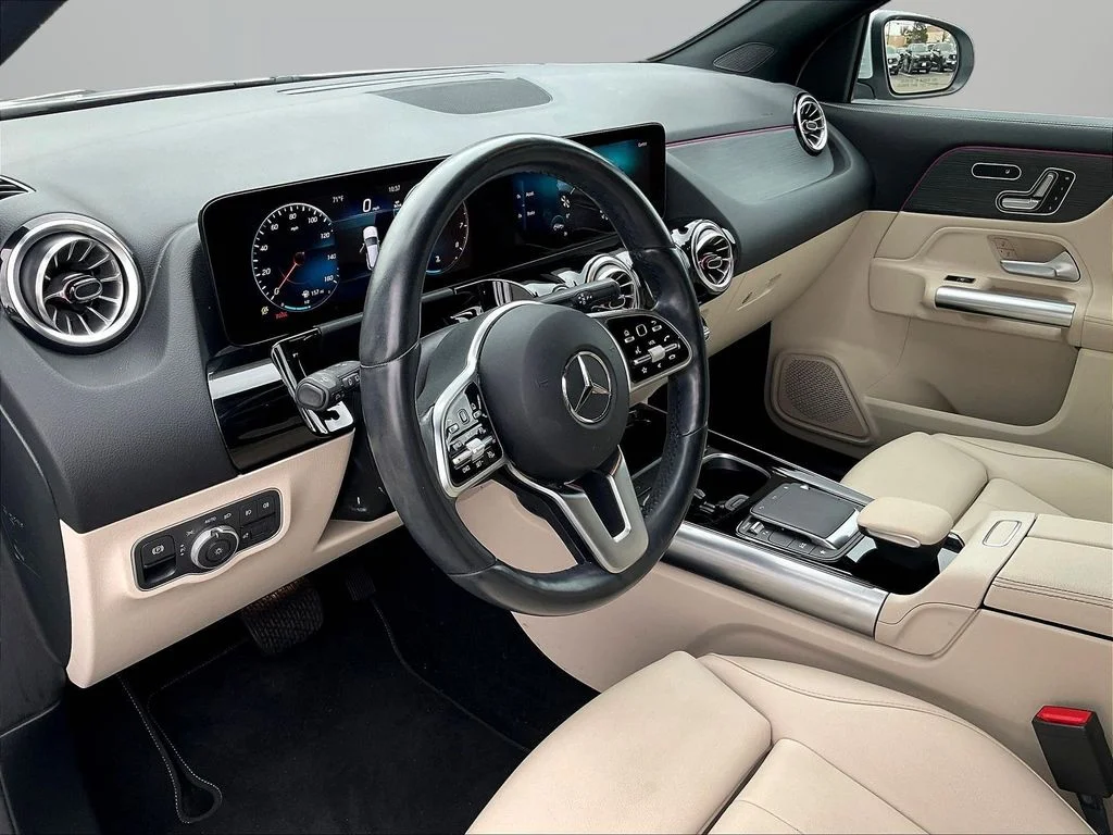 Used 2023  Mercedes-Benz GLA 250 image 18