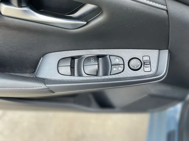 2025 Nissan Sentra SV - Photo 15