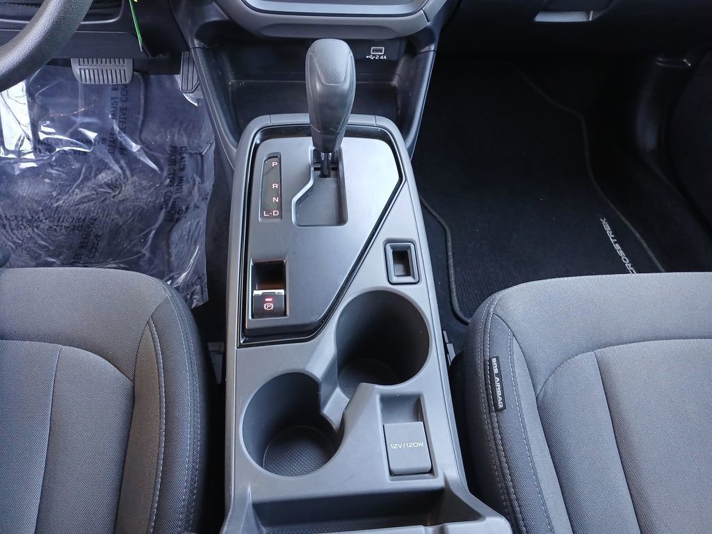 Used 2024 White Subaru  image 16