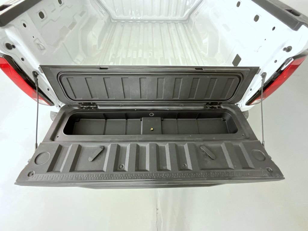 2026 Chevrolet Colorado LT - Photo 12