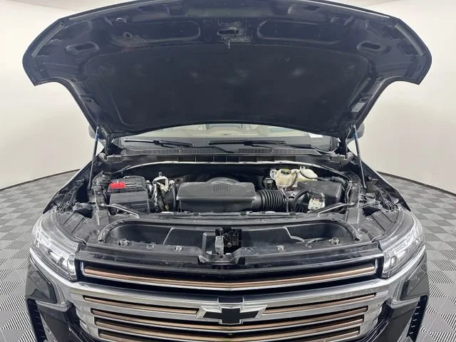 Used 2024 Black Chevrolet High Country image 36